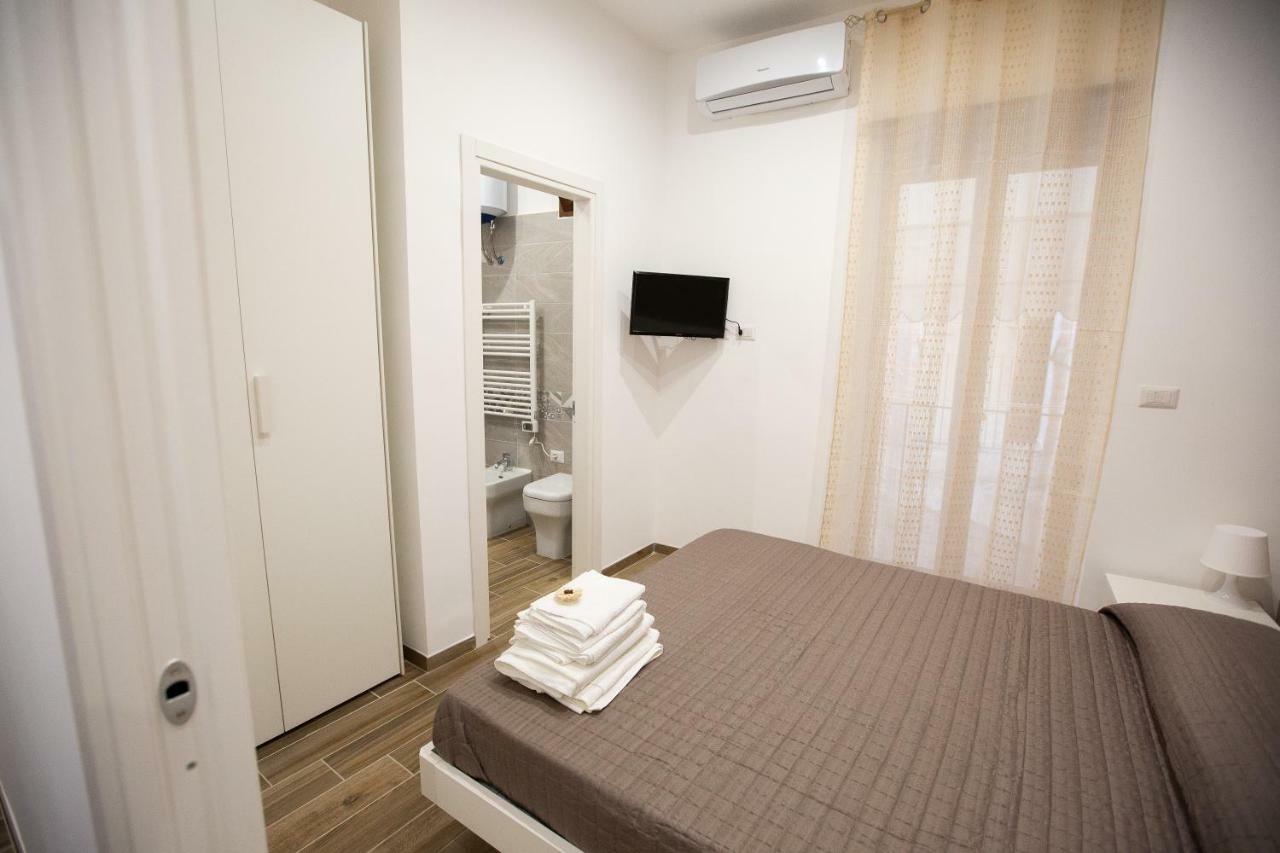 Marta House Apartment Наполи Екстериор снимка