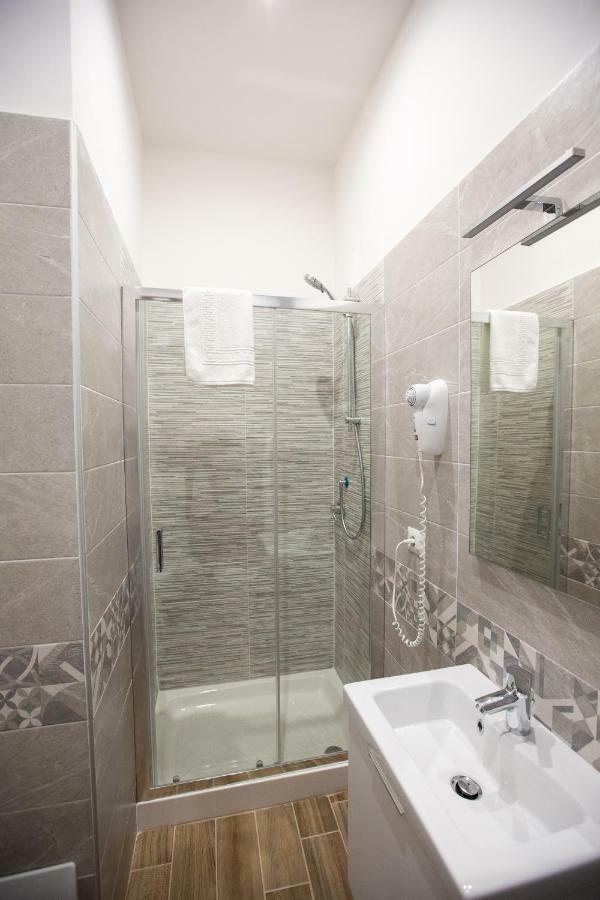 Marta House Apartment Наполи Екстериор снимка