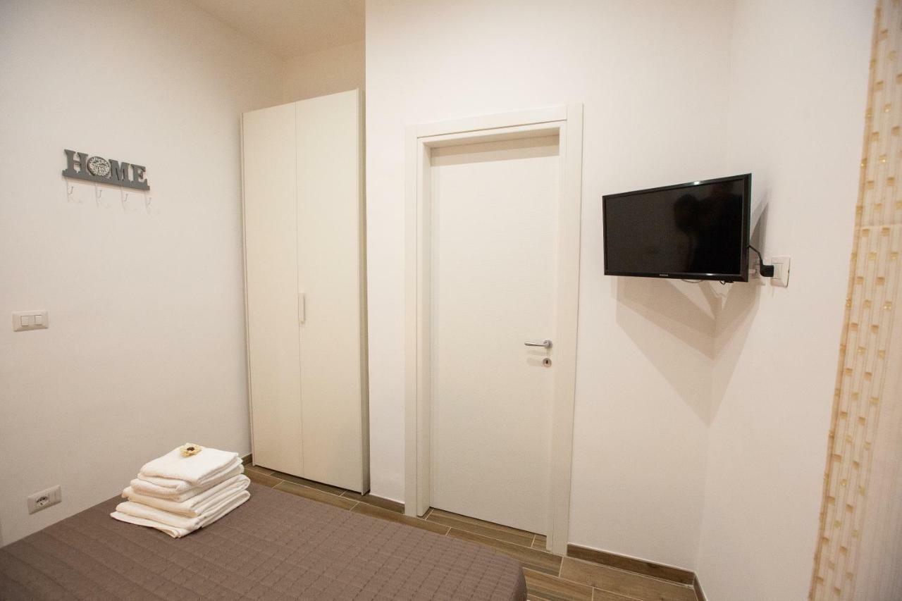 Marta House Apartment Наполи Екстериор снимка